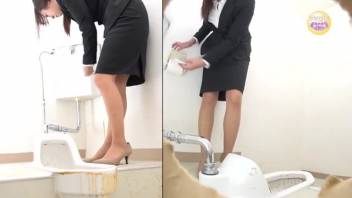 Intense diarrhea episode with an Asian woman in the bathroom